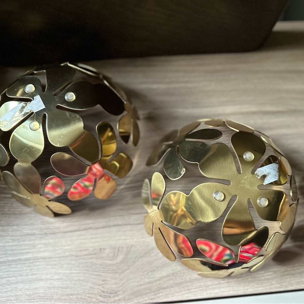 IKEA Vintage Stolkholm Gold Toned Floral Decorative Monika Mulder 8” - 2 Bowls - Picture 3 of 5